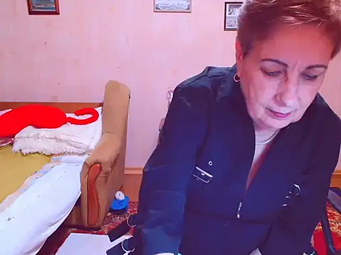 Snapshot of Victoria5643 chatting on February 22, 5:55 pm Victoria5643 online show from February 22, 5:55 pm