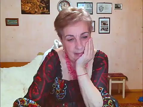 Snapshot of Victoria5643 chatting on March 8, 7:17 pm Victoria5643 online show from March 8, 7:17 pm