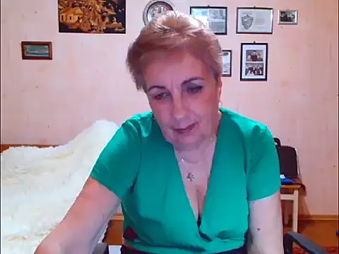 Snapshot of Victoria5643 chatting on March 13, 7:42 pm Victoria5643 online show from March 13, 7:42 pm