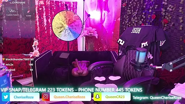 Snapshot of cheriserozequeen chatting on September 20, 5:14 pm cheriserozequeen online show from September 20, 5:14 pm