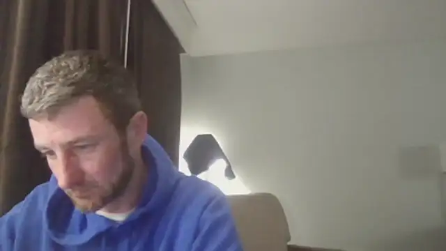 Snapshot of HungStud4You chatting on March 3, 2:39 am HungStud4You online show from March 3, 2:39 am