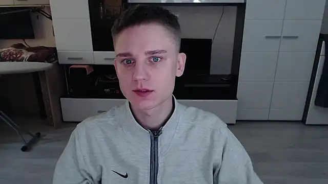 angryzan online show from October 10, 5:06 am