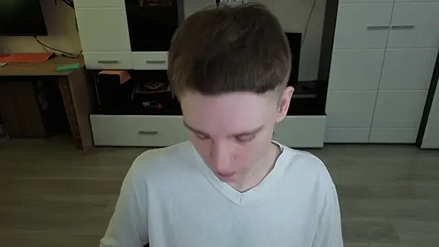 angryzan online show from February 6, 5:12 am