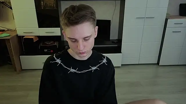 angryzan online show from February 24, 5:16 am