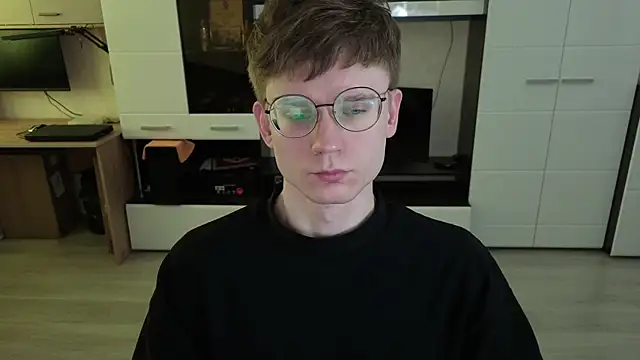 angryzan online show from April 1, 5:30 am