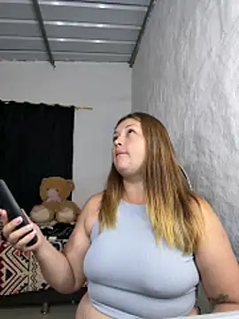 Sofia Queen17 online show from October 31, 12:55 am