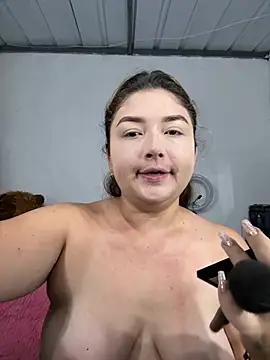 Snapshot of Sofia_Queen17 chatting on February 1, 10:14 am Sofia Queen17 online show from February 1, 10:14 am