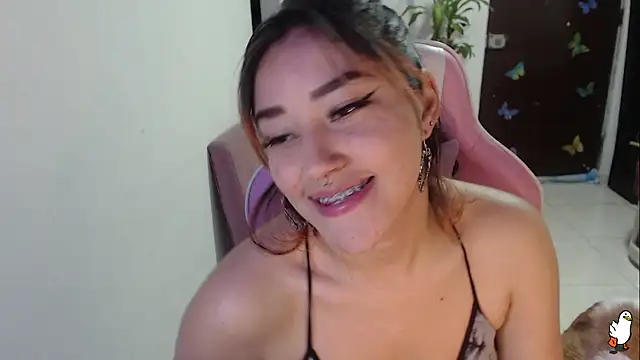 littleangel1 m online show from October 20, 10:10 pm