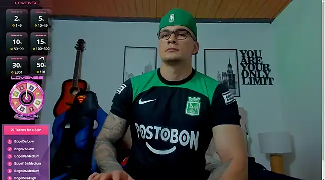 seancarreraa online show from December 12, 7:59 pm