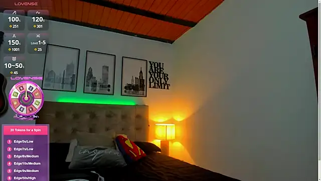 seancarreraa online show from December 18, 1:23 pm