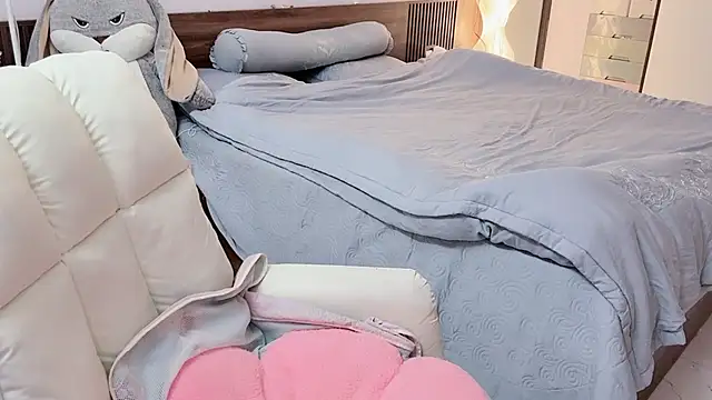  Ely  online show from January 6, 3:38 pm