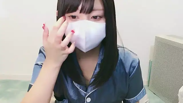 YUTSU KI online show from October 18, 3:02 pm