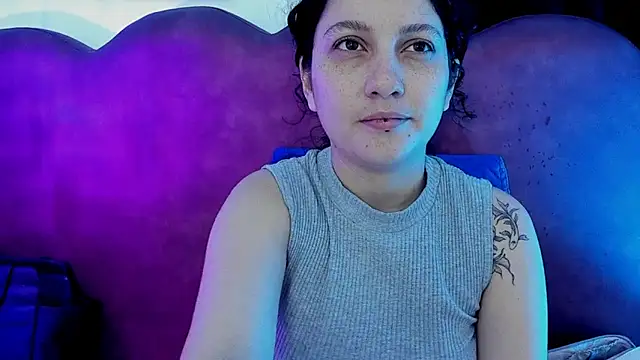 Snapshot of sophy_rock chatting on June 29, 3:23 pm sophy rock online show from June 29, 3:23 pm