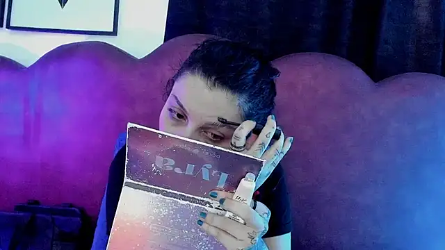 Snapshot of sophy_rock chatting on July 7, 4:00 pm sophy rock online show from July 7, 4:00 pm