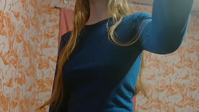 strawberrysmoothie online show from December 17, 1:00 am