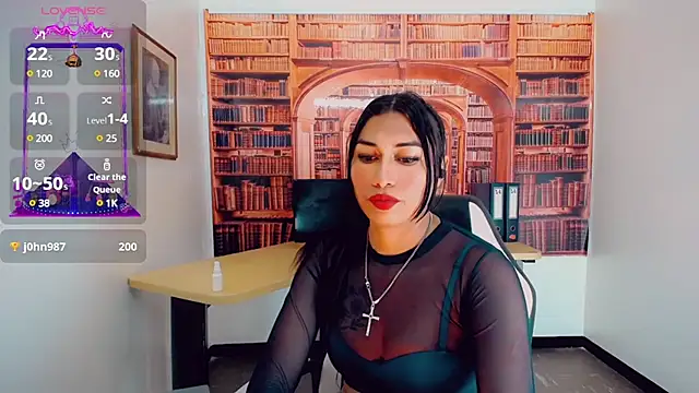 khiara moretti online show from December 9, 10:41 pm
