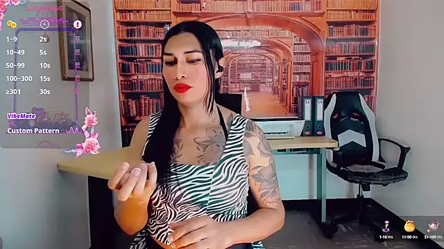 khiara moretti online show from March 17, 10:38 pm