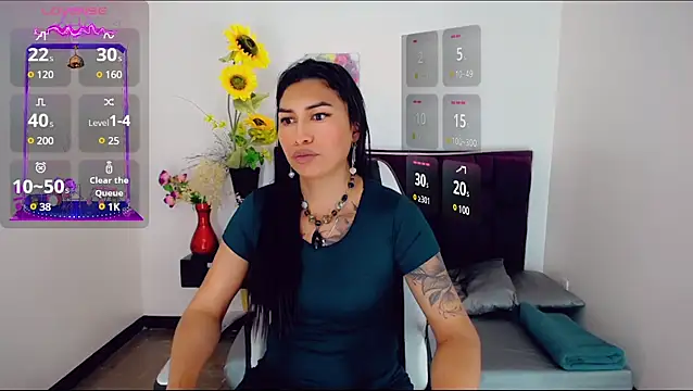 khiara moretti online show from March 22, 11:32 am