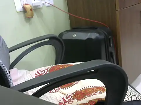 cooljohny22892 online show from March 30, 7:15 pm