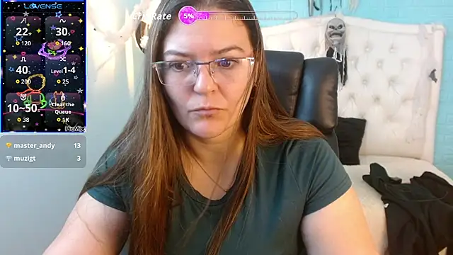 Snapshot of MsJossie chatting on October 29, 4:48 am MsJossie online show from October 29, 4:48 am