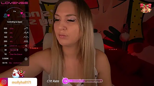 Snapshot of MollyHallss chatting on December 10, 9:33 pm MollyHallss online show from December 10, 9:33 pm