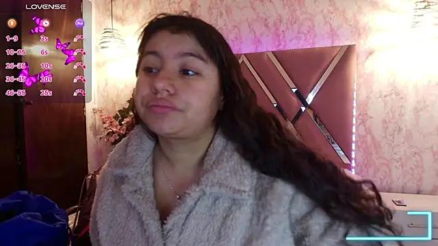 Miaa Smiith1 online show from March 10, 12:15 pm