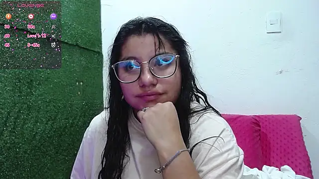 Miaa Smiith1 online show from November 4, 10:03 am