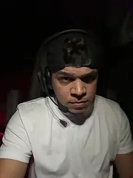 christian0009 online show from March 16, 5:35 am