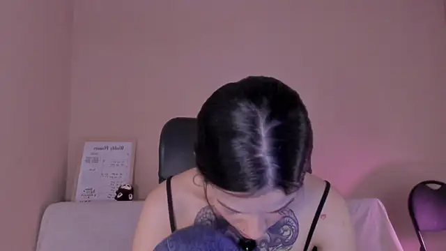 Snapshot of phoenix_xx chatting on March 20, 5:51 pm phoenix xx online show from March 20, 5:51 pm