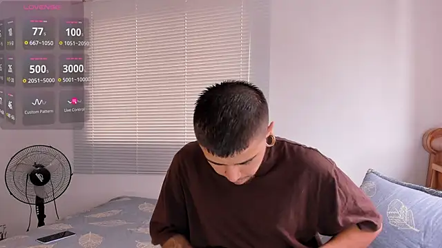 ftmphilip  online show from November 27, 5:26 pm