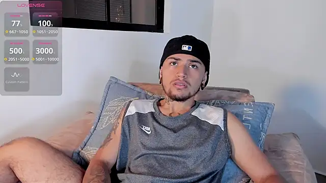 ftmphilip  online show from December 3, 11:14 pm