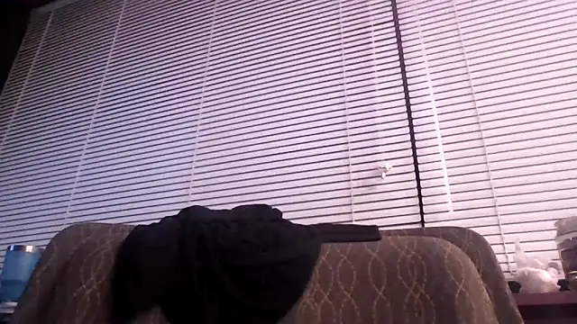Snapshot of watermellonpussy chatting on September 11, 6:13 am watermellonpussy online show from September 11, 6:13 am