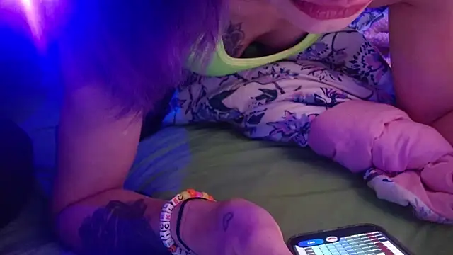 watermellonpussy online show from April 12, 2:00 pm