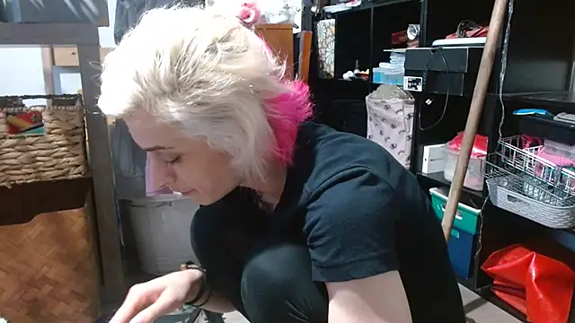 watermellonpussy online show from July 16, 10:10 am