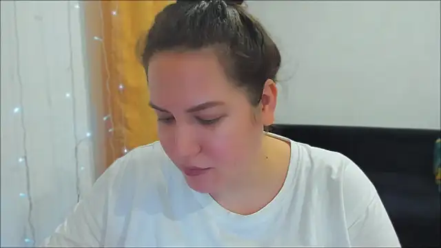  madalexa  online show from November 12, 1:00 pm