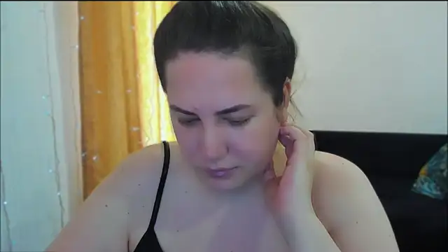 Snapshot of _madalexa_ chatting on July 19, 11:03 am madalexa online show from July 19, 11:03 am