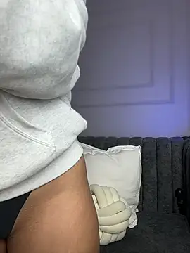 Snapshot of GabriellaFerrer chatting on February 2, 11:09 am GabriellaFerrer online show from February 2, 11:09 am