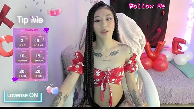 Snapshot of Sofia_thomson1_t chatting on February 13, 11:06 am Sofia thomson1 t online show from February 13, 11:06 am