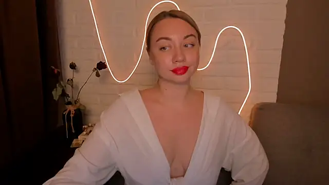 Snapshot of DanielaWisse chatting on December 9, 11:24 pm DanielaWisse online show from December 9, 11:24 pm