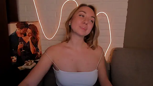 Snapshot of DanielaWisse chatting on December 11, 11:32 pm DanielaWisse online show from December 11, 11:32 pm