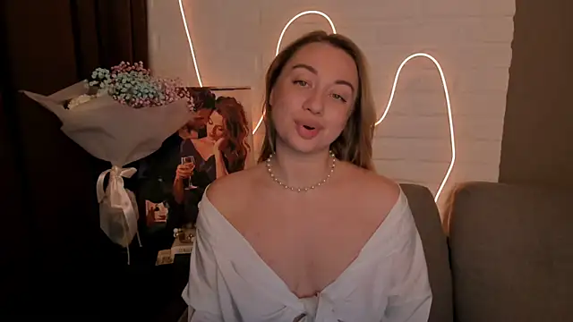 Snapshot of DanielaWisse chatting on December 16, 8:58 pm DanielaWisse online show from December 16, 8:58 pm