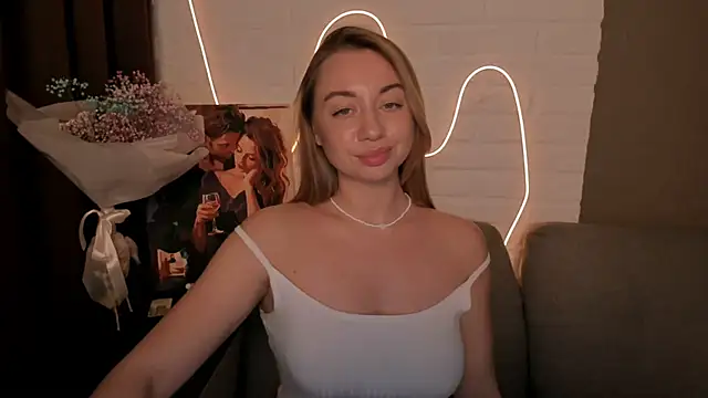 Snapshot of DanielaWisse chatting on December 25, 5:16 am DanielaWisse online show from December 25, 5:16 am