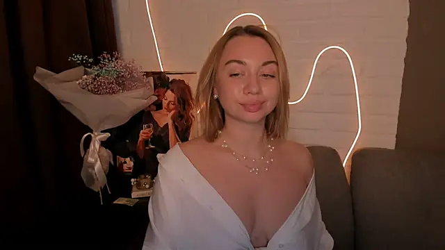 Snapshot of DanielaWisse chatting on December 31, 5:22 am DanielaWisse online show from December 31, 5:22 am