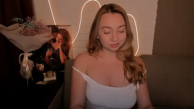 Snapshot of DanielaWisse chatting on January 1, 6:49 pm DanielaWisse online show from January 1, 6:49 pm