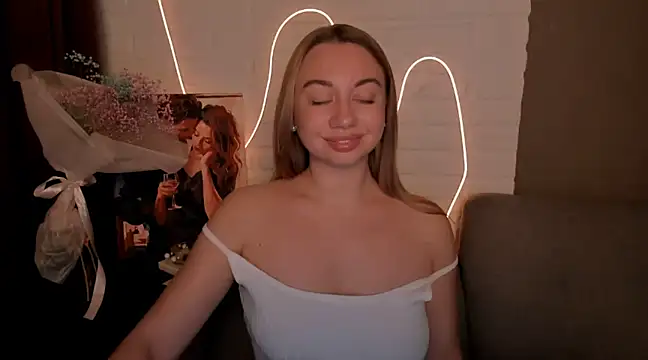 Snapshot of DanielaWisse chatting on January 6, 11:20 pm DanielaWisse online show from January 6, 11:20 pm