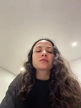 Megan Rodrigo online show from June 25, 4:45 am