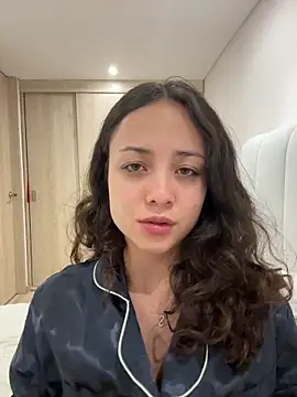 Megan Rodrigo online show from June 28, 5:35 am