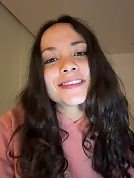 Megan Rodrigo online show from July 4, 6:08 am