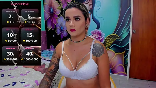 mia bigtits17 online show from March 7, 1:20 am