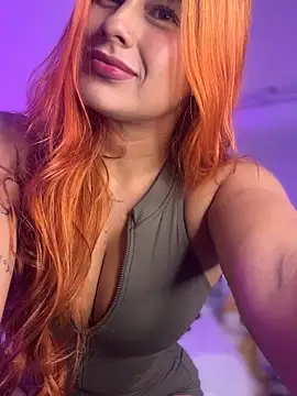 Amber Martins  online show from November 22, 1:15 am